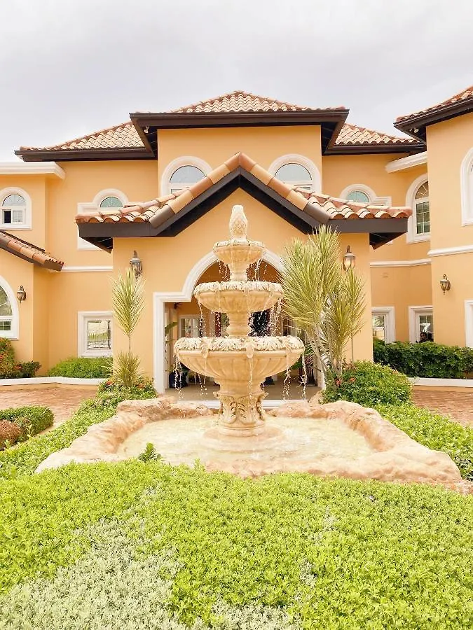 מונטגו ביי Villa Tianna